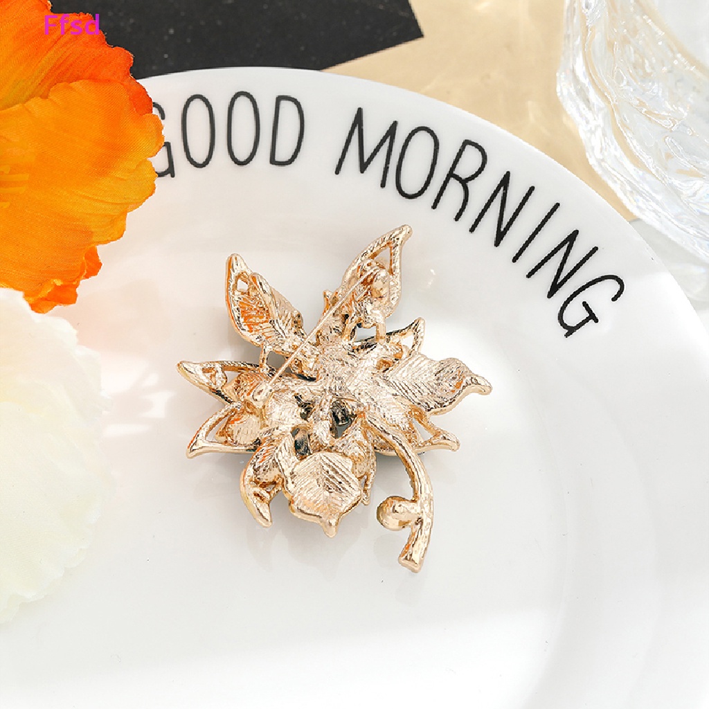 {Ffsd} Ghim Cài Áo Khoác / Khăn Choàng / Mũ Hình Hoa Đính Đá Zircon Thanh Lịch Thời Trang Phù Hợp Với Quần Áo