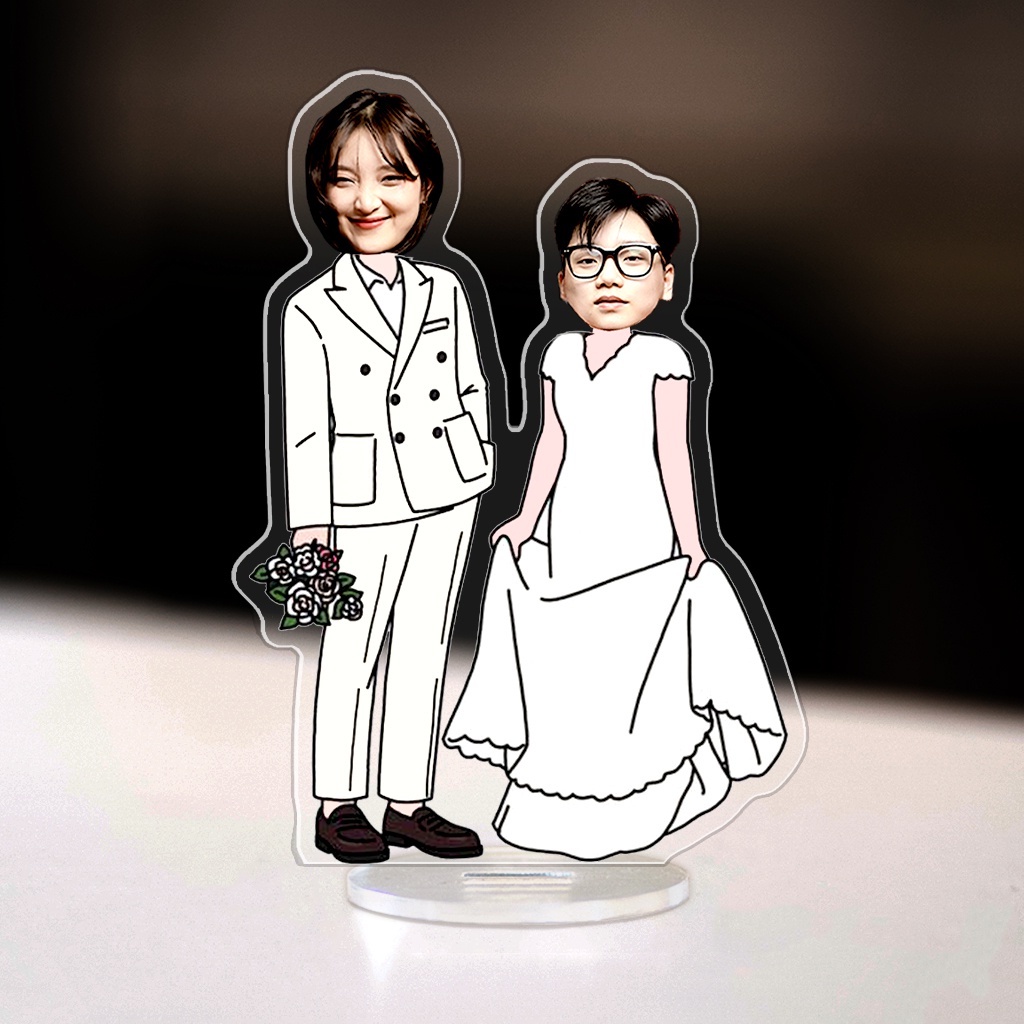Mô hình standee mica đứng để bàn cặp đôi chibi đàng yêu custom theo yêu cầu cho người yêu