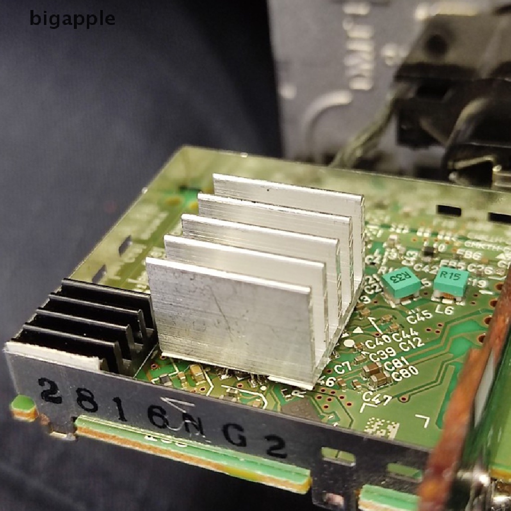 Set 10 Bộ Tản Nhiệt Nhỏ Bằng Nhôm Có Băng Keo Tiện Dụng