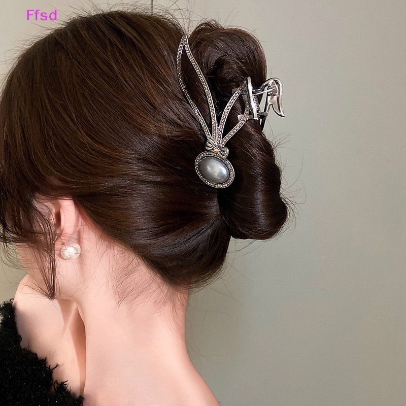 Kẹp Tóc Hình Cá Mập Đính Đá Bằng Kim Loại Cho Nữ 1 Cái