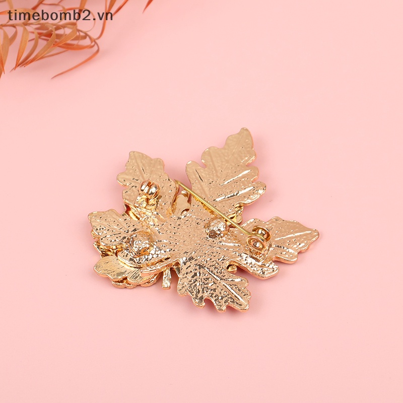 Ghim Cài Áo Hình Lá Phong Bằng Hợp Kim Tráng Men Phong Cách Vintage Cho Nữ