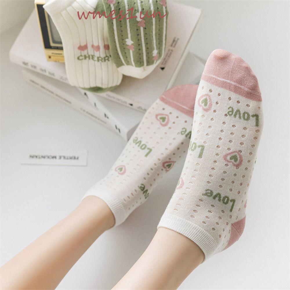 Vớ Lưới Rỗng Mỏng Cổ Thấp Co Giãn Thoáng Khí Họa Tiết Trái Tim Ngọt Ngào WMES15H Cho Nữ