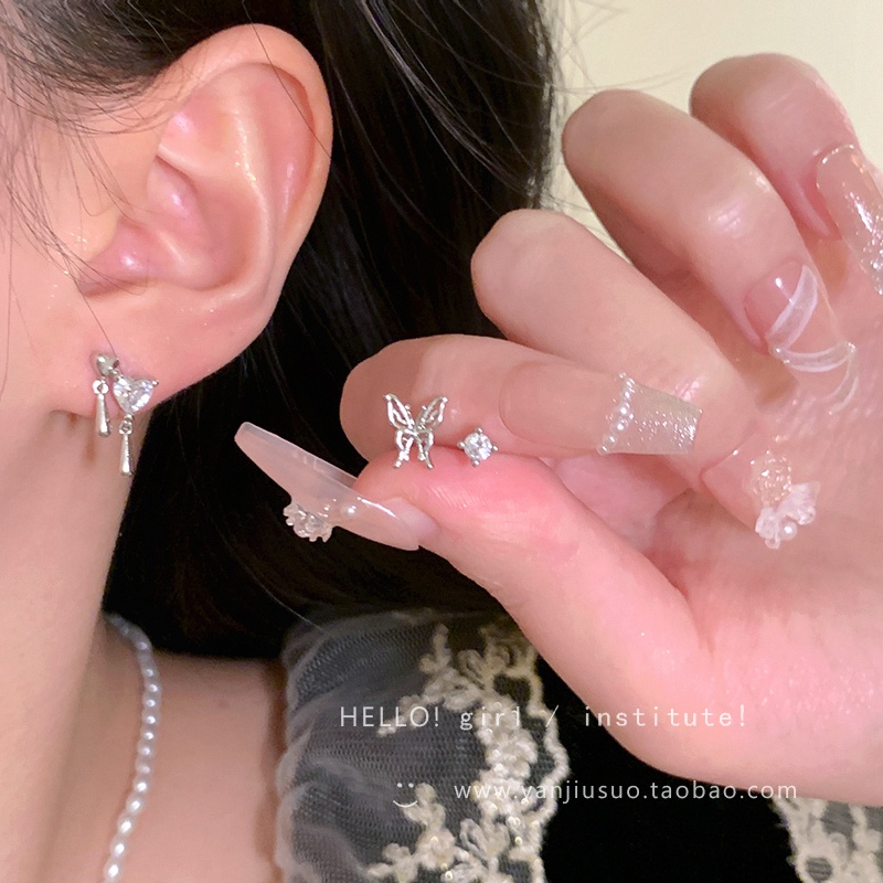 Bông Tai Hình Bướm Cỡ Nhỏ Độc Đáo Sang Trọng Cho Nữ