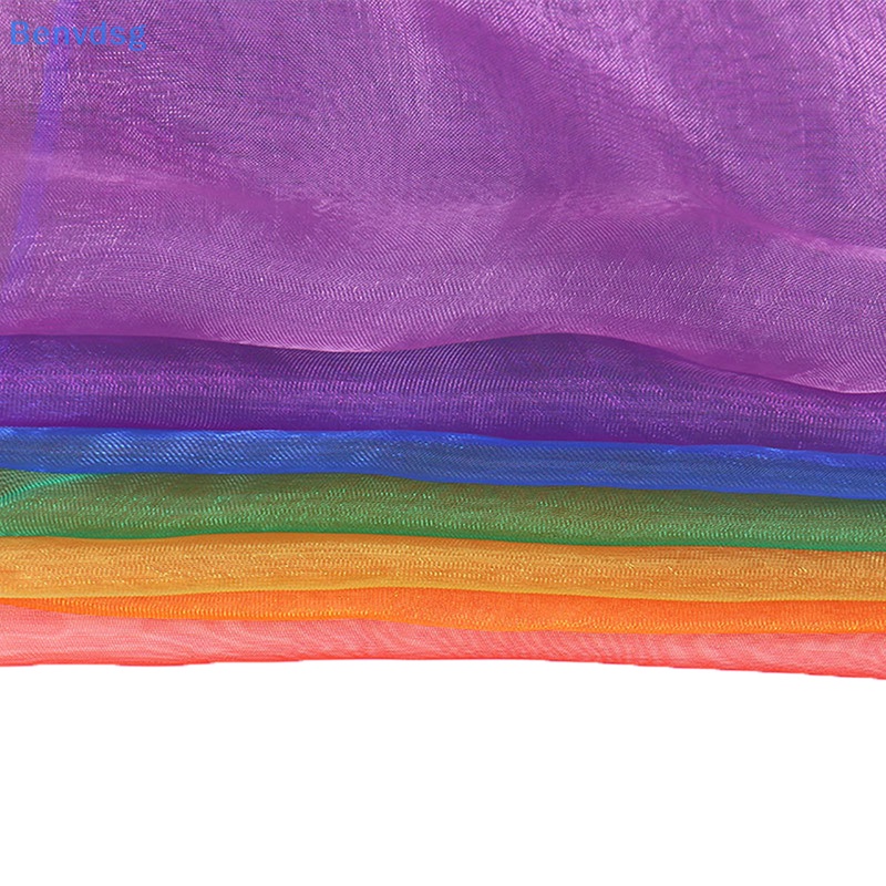 1 Tung Hứng Múa Cho Bé Kích Thước 60x60cm