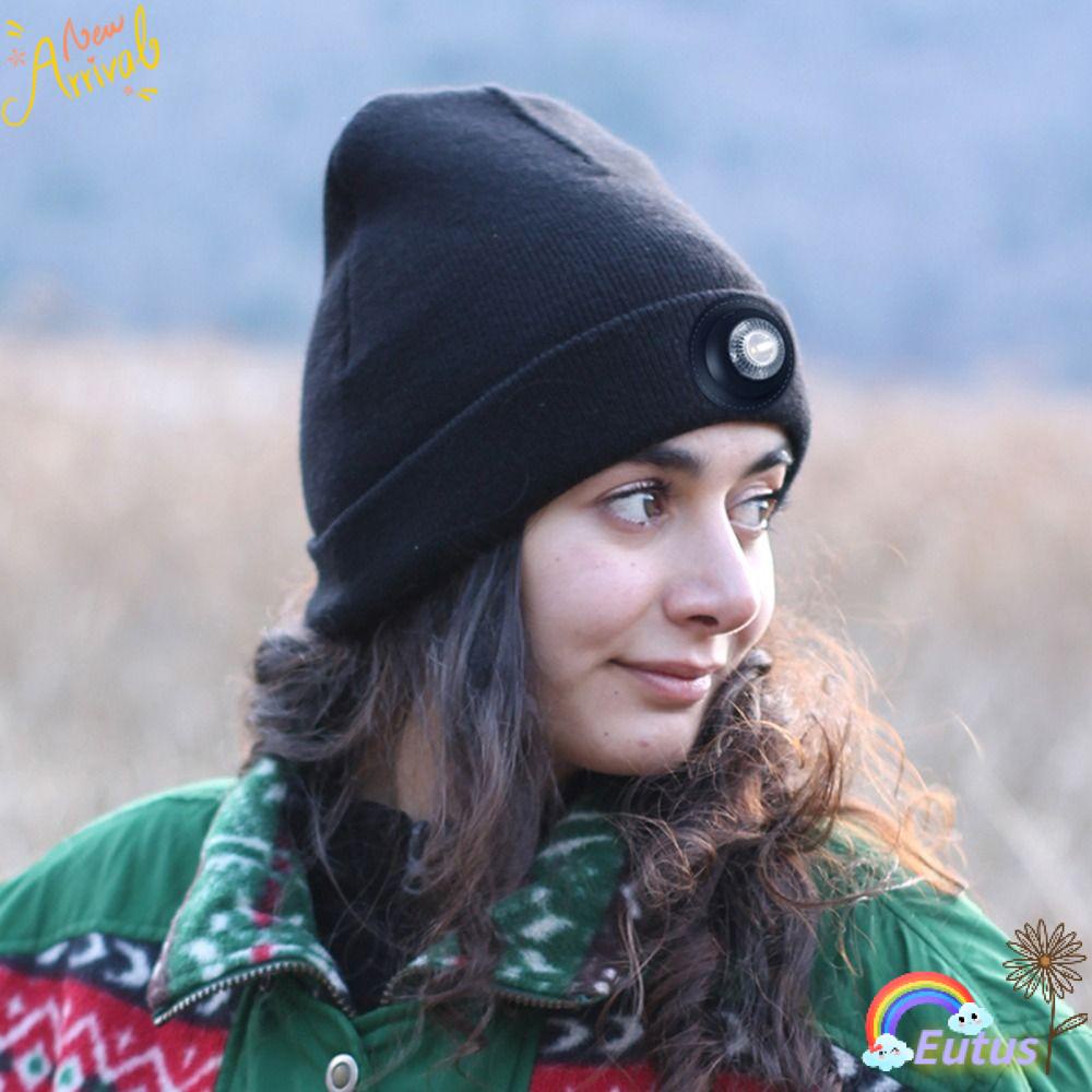 Mũ Lưỡi Trai Tích Hợp Đèn LED Sạc USB Giữ Ấm Tiện Dụng Thời Trang Thu Đông Cho Nam Và Nữ