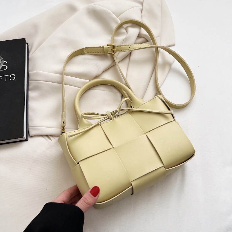 Túi Đeo Chéo Vuông Nhỏ Thời Trang 2023 Dành Cho Nữ