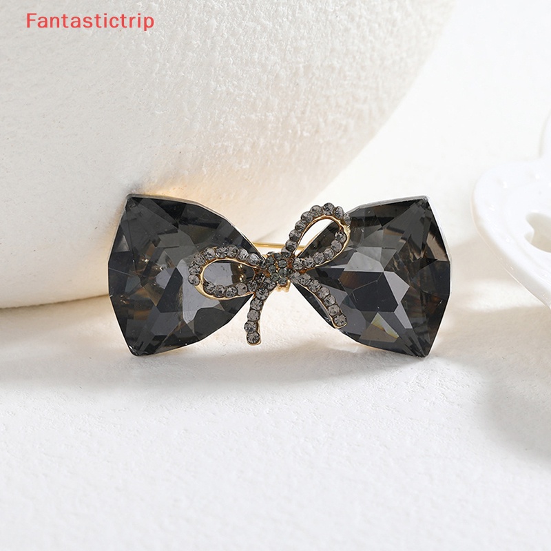 Ghim Cài Áo Hình Nơ Đính Đá Pha Lê &amp; Ngọc Trai Thời Trang Cho Nữ