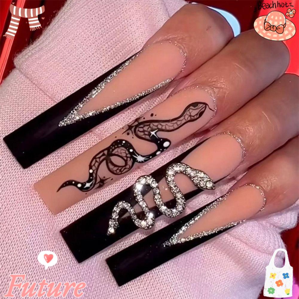 Set 24 Móng Tay Giả Hình Rắn Viền Đen Độc Đáo DIY