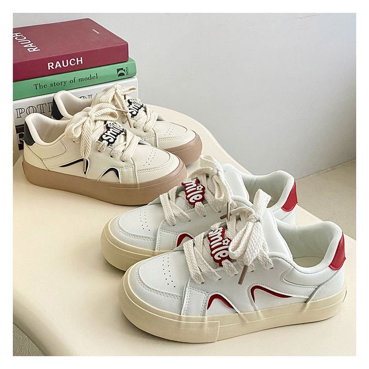 Giày Thể Thao Đế Cao Su Mềm Màu Trắng In Chữ Viền Nhiều Màu Sắc Cho Nữ Sinh
