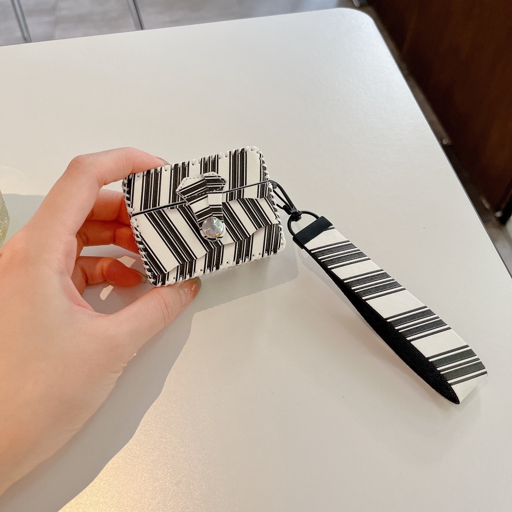 Vỏ Bảo Vệ Hộp Sạc Tai nghe không dây AirPods 1 / 2 gen3 Pro2 2022 Bằng TPU Mềm Họa Tiết Kẻ Sọc Nhiều Màu Thời Trang