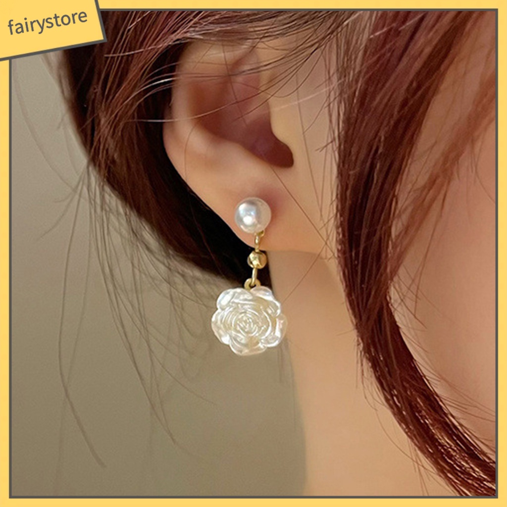 1 Đôi Bông Tai Hình Hoa Trà Đính Ngọc Trai Giả Bằng Hợp Kim Thời Trang