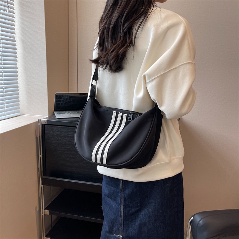 Túi Xách Vải Oxford Chống Nước Sức Chứa Lớn Mẫu Mới Năm 2023