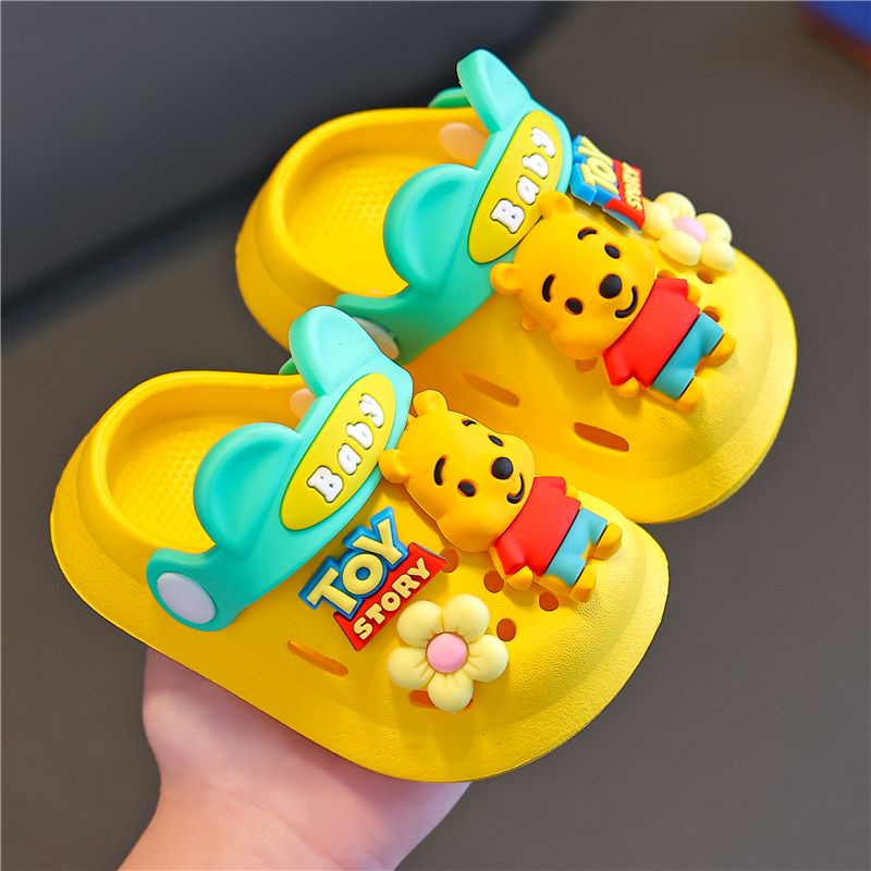 Dép Sandal Đục Lỗ Đế Mềm Chống Trượt In Hình Hoạt Hình Thời Trang Mùa Hè Cho Bé Trai