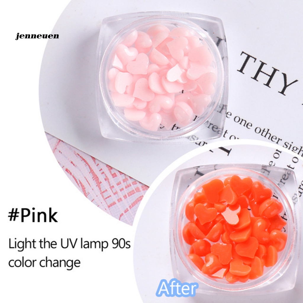 Bộ 40 Phụ Kiện Trang Trí Móng Tay Hình Trái Tim Đính Đá Xinh Xắn