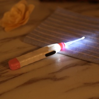 Dụng Cụ Lấy Ráy Tai Có Đèn LED Mới