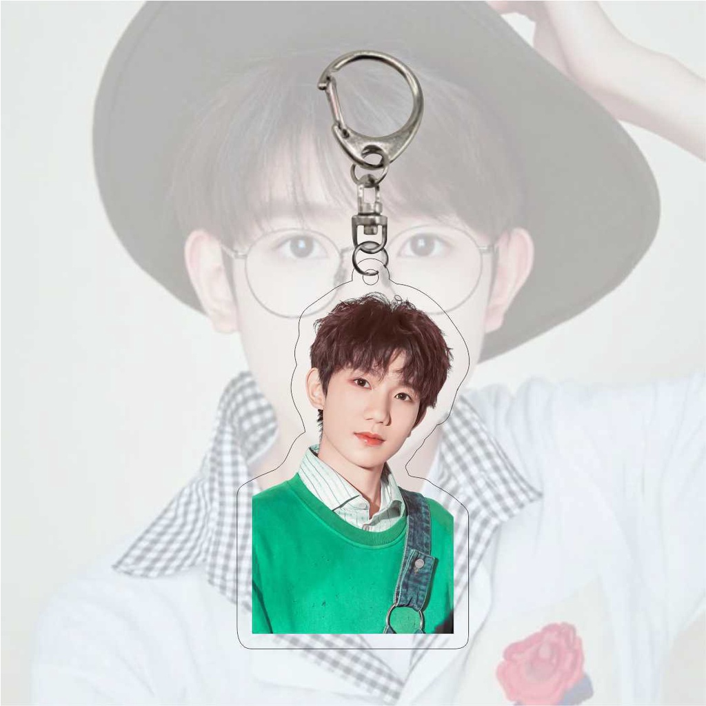 Móc Khóa Acrylic Hình Nhóm Nhạc Tfboys