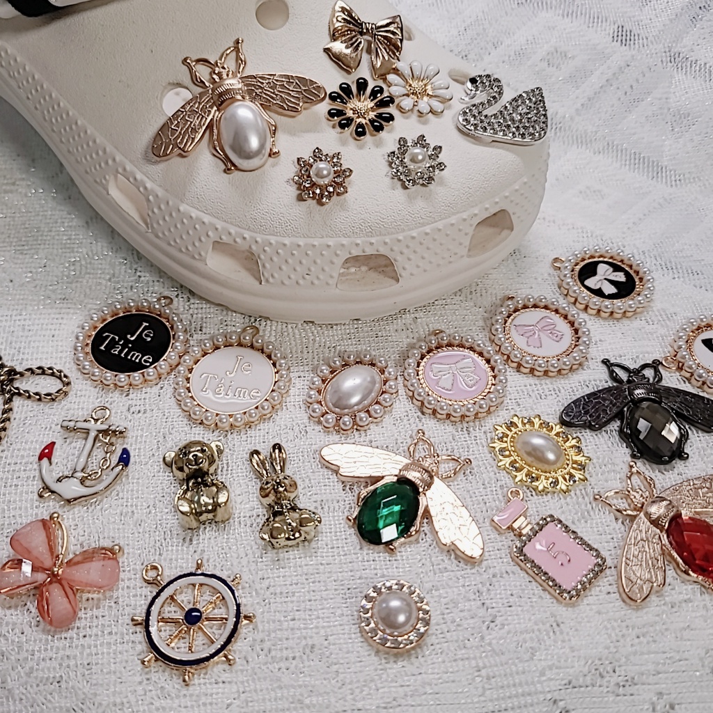 CROCS 1 Cái] Hạt Ngọc Trai Kim Loại Hình Hoa / Kim Cương / Ruy Băng / Ruy Băng Tự Làm Trang Sức