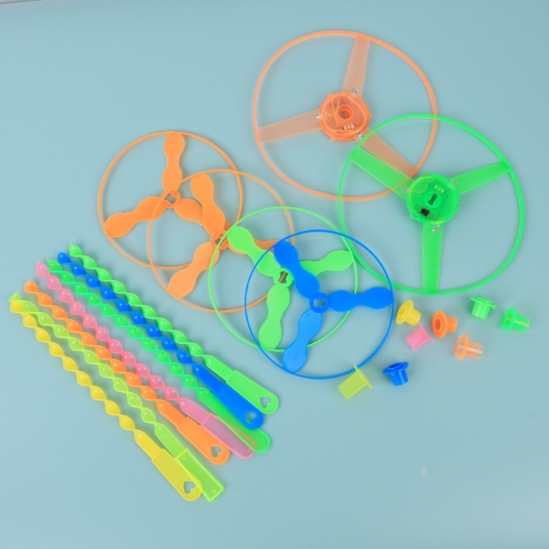 Tự làm bằng nhựa tre-copter đồ chơi bay / mái chèo ngoài trời vui nhộn cho trẻ em / đĩa bay đầy màu sắc ban đêm / bàn tay phát sáng sáng tạo đẩy quay chuồn chuồn frisbee