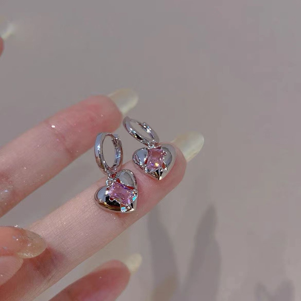 Đầy màu sắc vermiculite ear buckle female 2023 new high -end sensor earrings wild hot girls same earrings