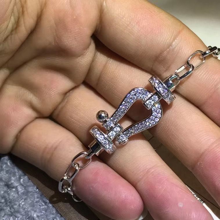 Fred Gypsophila Vòng Tay Dây Xích Dày Đính Kim Cương Toàn Diện Khóa Hình Móng Ngựa Phong Cách Li Jiaqi Làm Quà Sinh Nhật