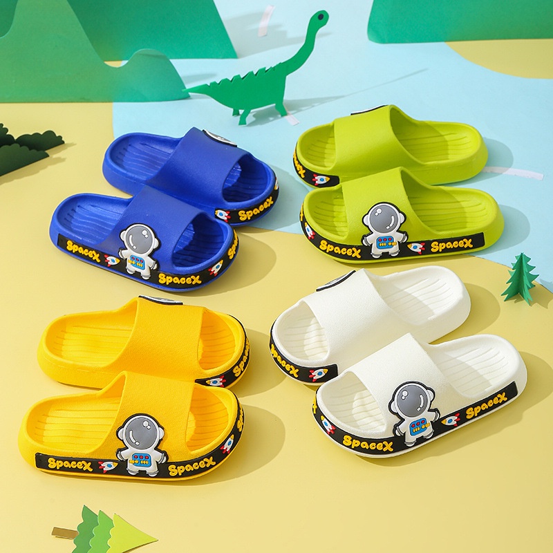 Dép Đi Trong Nhà Chống Trượt Họa Tiết Phi Hành Gia Hoạt Hình Dễ Thương Cho Bé