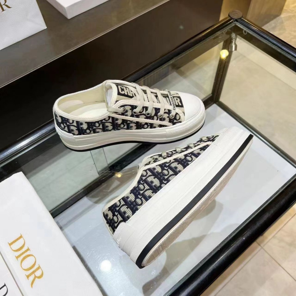 Giày Vải Đế Dày Thêu Chữ 23 Phong Cách Âu Mỹ Hàng Mới Dành Cho Bạn Nữ