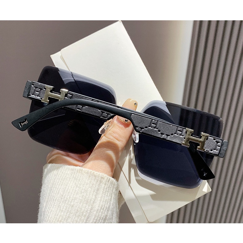 Kính Mát Thời Trang Nam Nữ Gọng Kim Loại Mới 2023 Màu Sắc