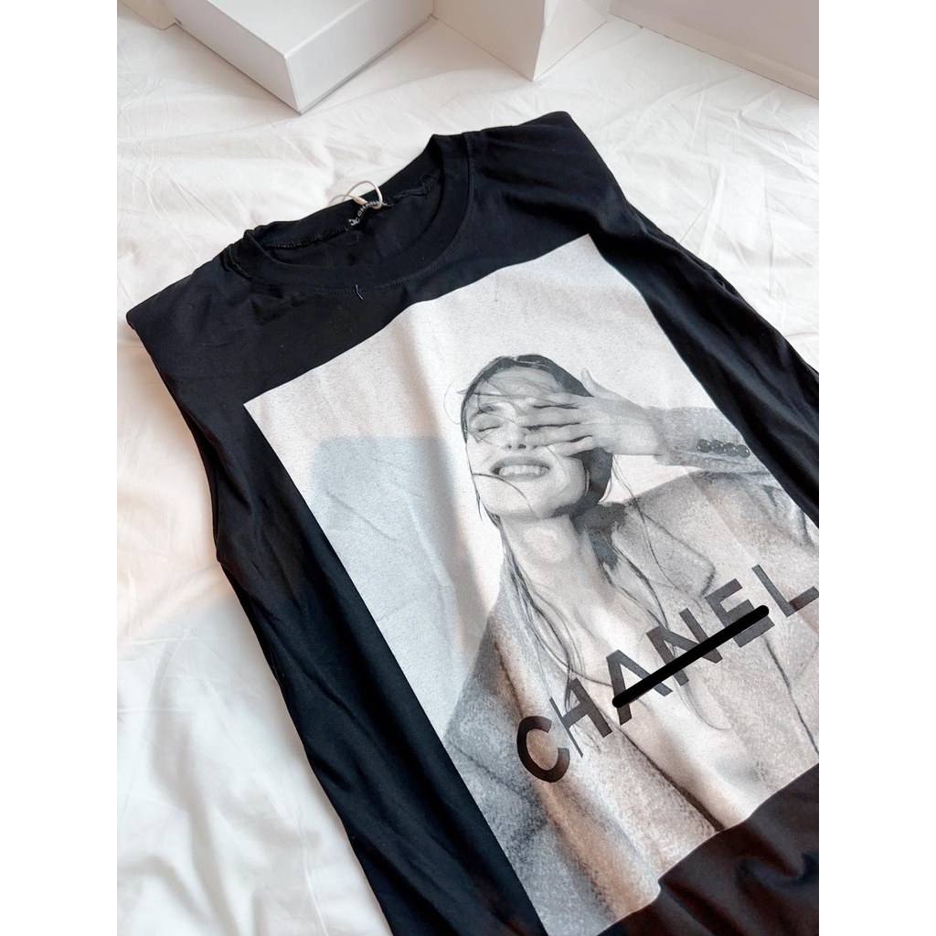 Áo thun Cha.ne.l cô gái đệm vai