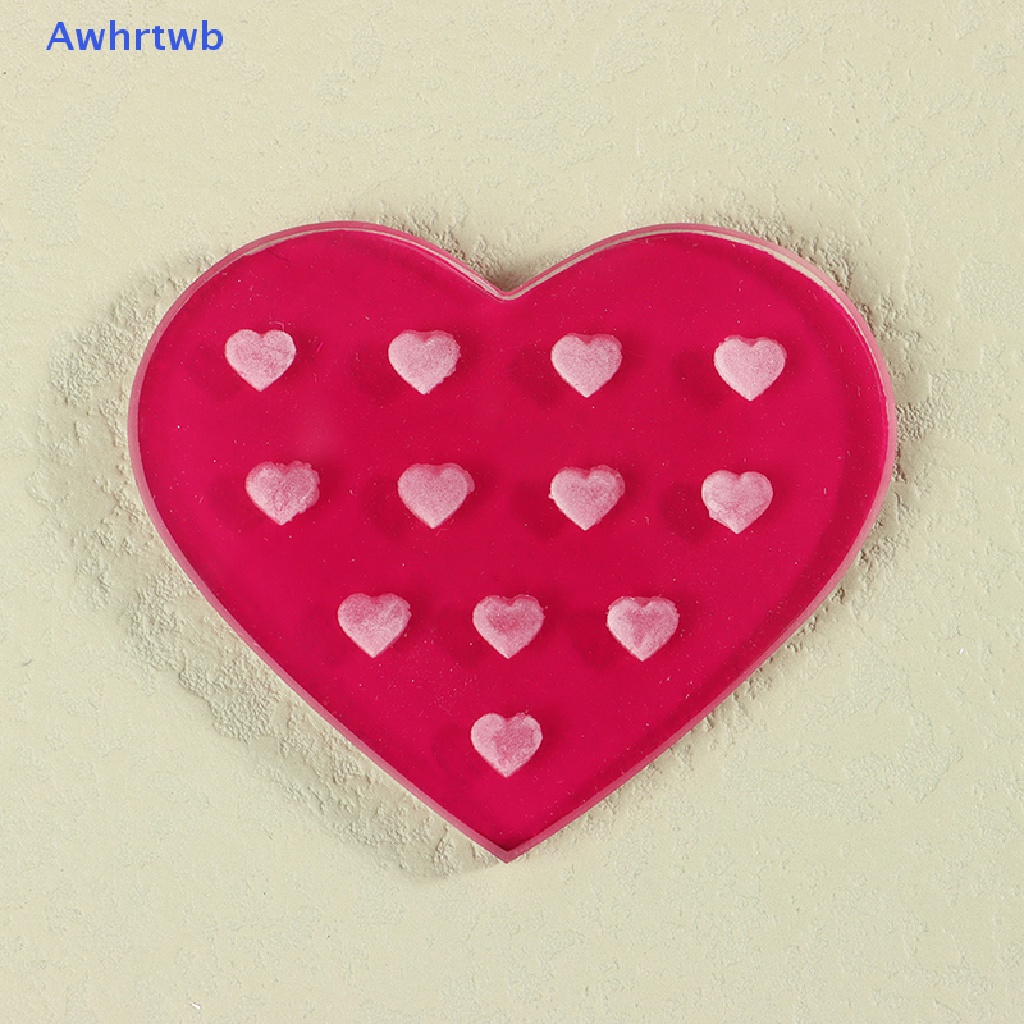 Khay Đựng Lông Mi Giả Bằng Acrylic Hình Trái Tim Tiện Dụng Mới