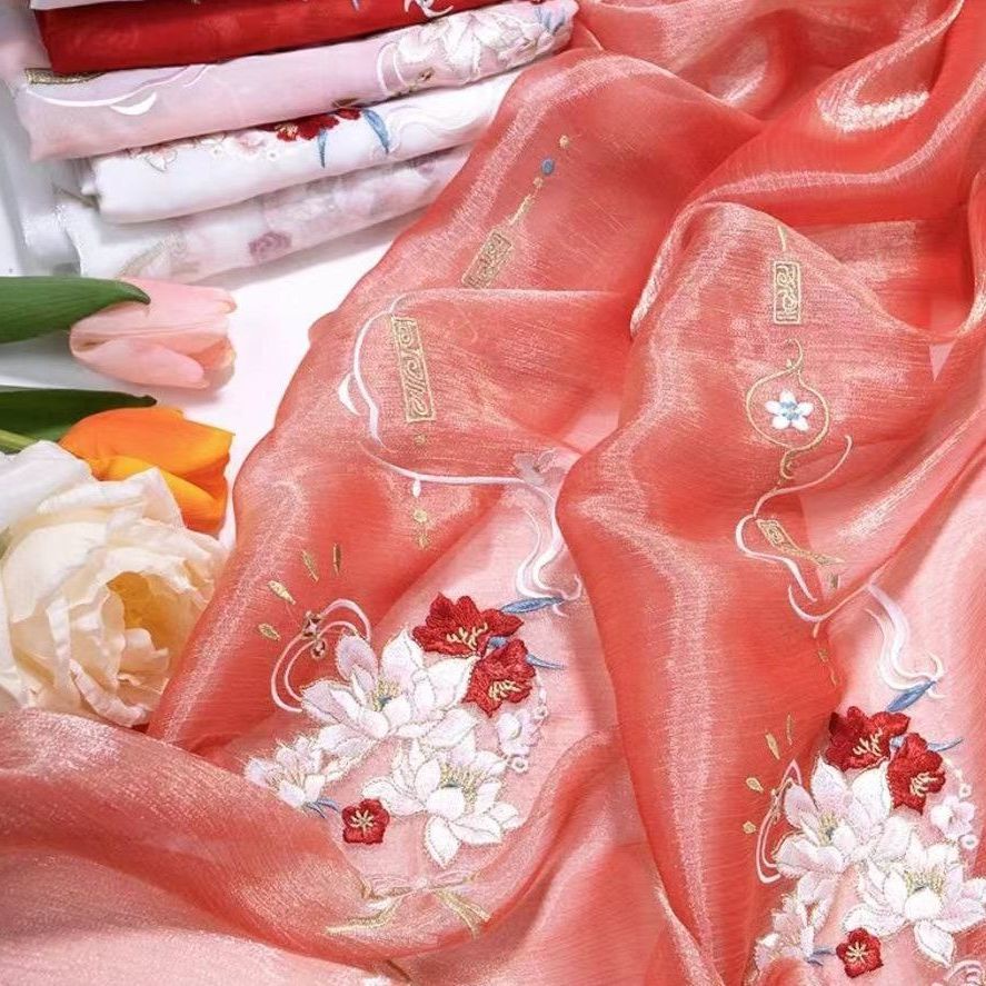Vải Thêu Hoa Trà Dùng May Váy Hán Phục Cho Bé