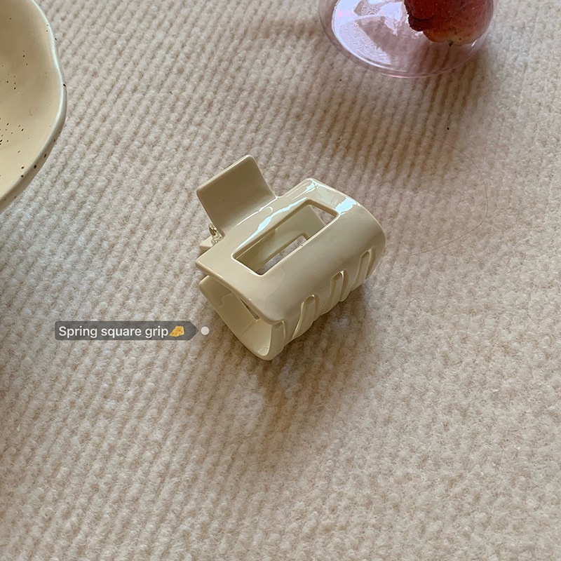 Kẹp Tóc Acetate Hình Vuông Thiết Kế Ngọt Ngào Dễ Thương Cho Nữ