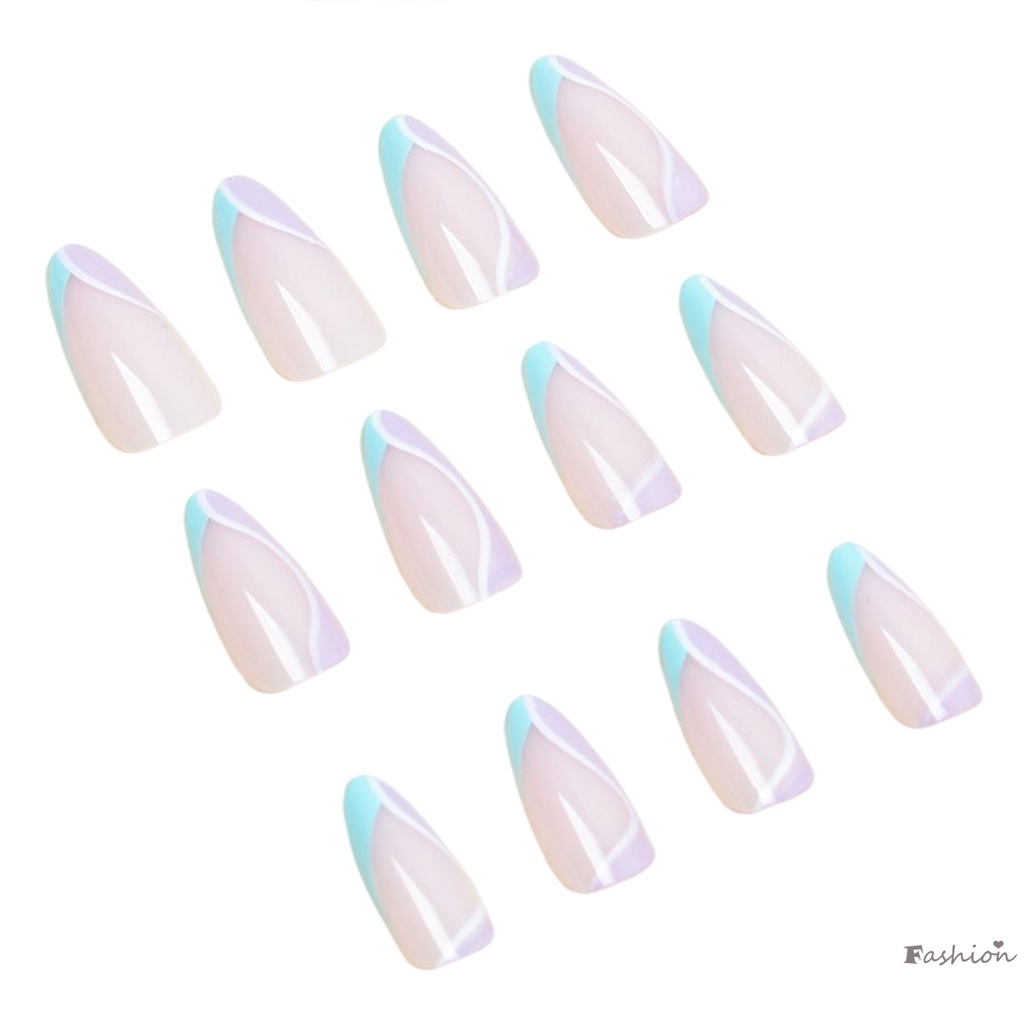 Móng Tay Giả Bền Và Không Dễ Trầy Xước