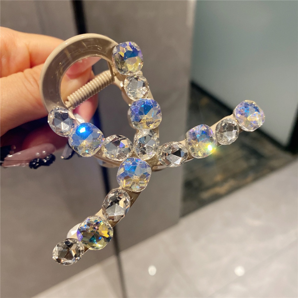 Kẹp Tóc Hình Cá Mập Đính Đá Sang Trọng Cho Nữ