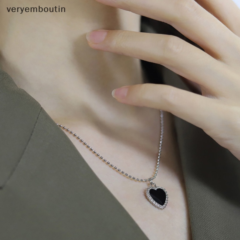 Vòng cổ Mặt Hình Trái Tim Màu Đen Đơn Giản Phong Cách Hàn Quốc Thời Trang Cho Nữ