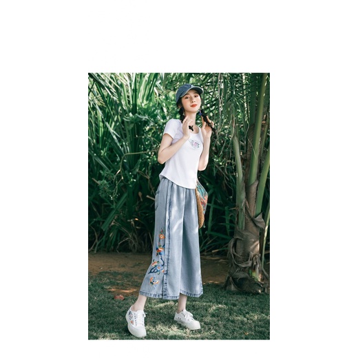 Quần Jeans Lửng Ống Rộng Lưng Thun Thêu Họa Tiết Thời Trang Mùa Hè 2023