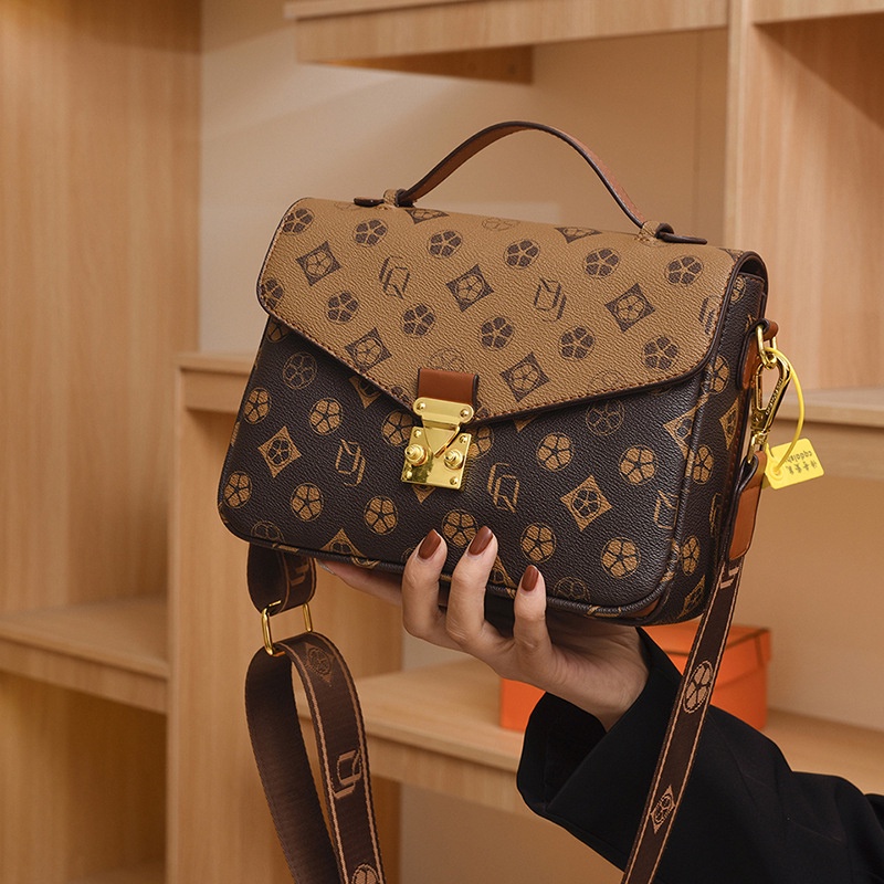 Túi đeo vai IELGY dáng vuông phối khóa cài retro hợp thời trang kiểu Pháp cho nữ