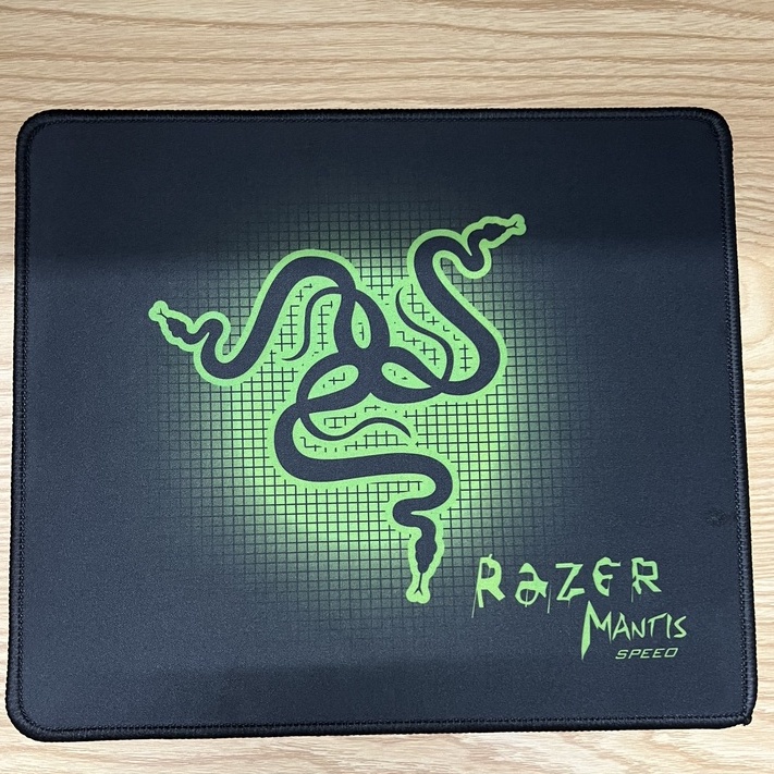 Lót chuột tấm pad nhỏ 25 x 30cm có phím tắt máy tính gaming có đệm tay mặt sau chống nước nhiều mẫu mã