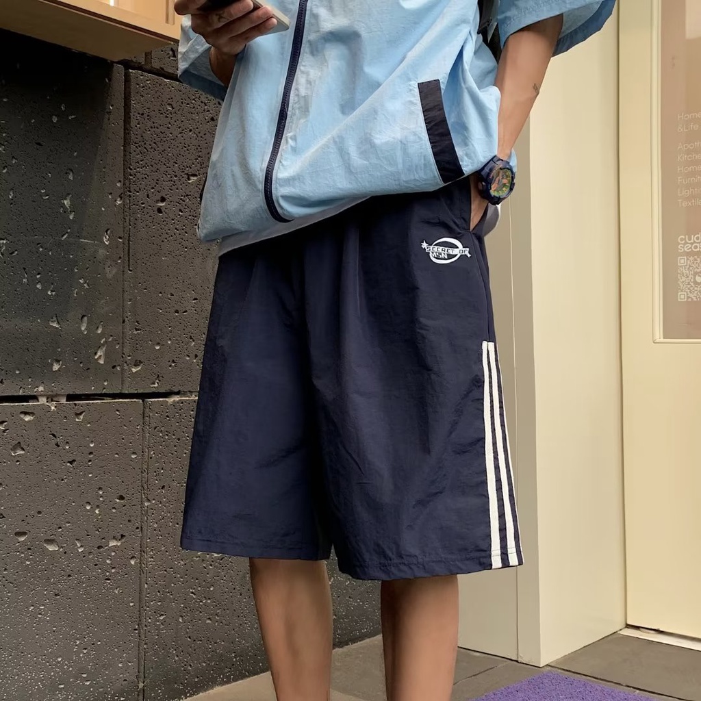 Bộ Đồ Thể Thao Áo Tay Ngắn Phối Quần Short Dáng Rộng Kiểu Retro Mỹ Thời Trang Mùa Hè 2023 Cho Nam