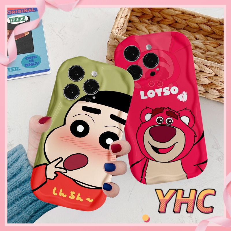 Ốp Lưng iPhone Hoạt hình Crayon Shin-chan và gấu dâu tây, vỏ điện thoại cuộn sóng lập thể, vỏ mềm silicon chống chấn động Cho Iphone 6 / 6S / 6splus / se / 7 / 7plus / 8 / 8plus / X / xs / xsmax / 11 / 12 / 13 / 14 / Plus / pro max-206