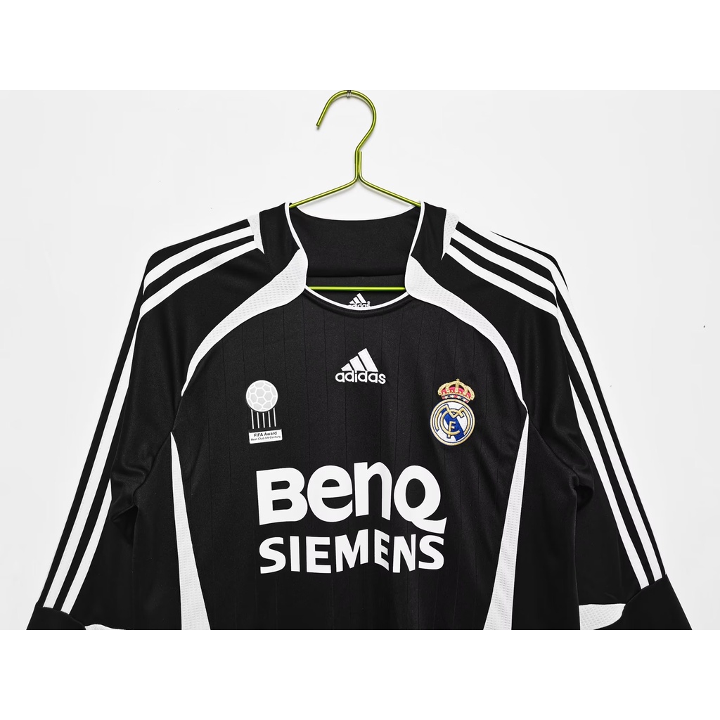 Áo Thun Bóng Đá Tay Dài Màu Đen In Chữ Real Madrid 06 AAA + Phong Cách Vintage