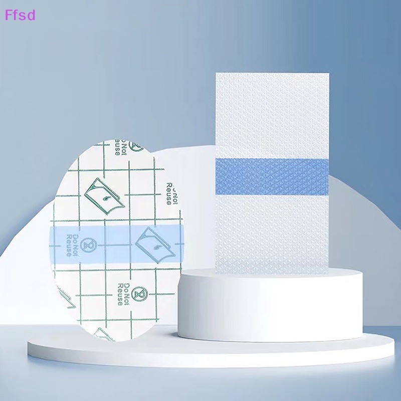 Bộ 20 Miếng Dán Bảo Vệ Tai Khi Tắm / Gội Đầu Kích Thước 4.5X7cm