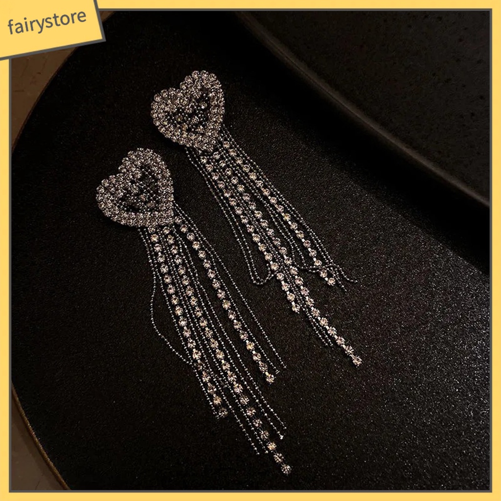 1 Đôi Bông Tai Hình Trái Tim Đính Đá Phối Tua Rua Dành Cho Cô Dâu