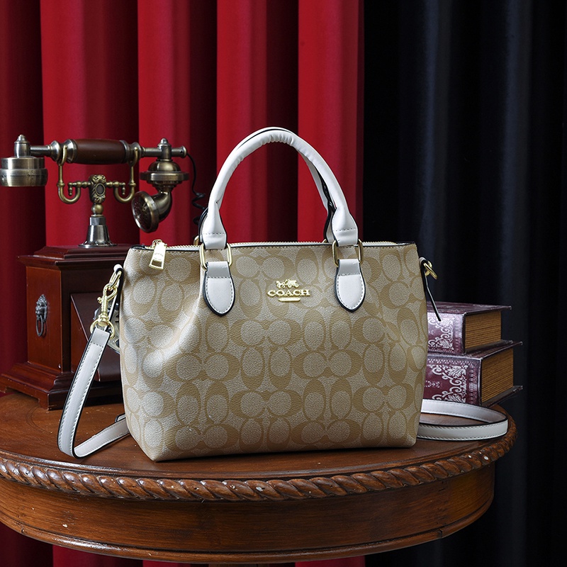 COACH6943 Gift Mobile Phone Bag Sling Bag Women Bags Retro Classic classic