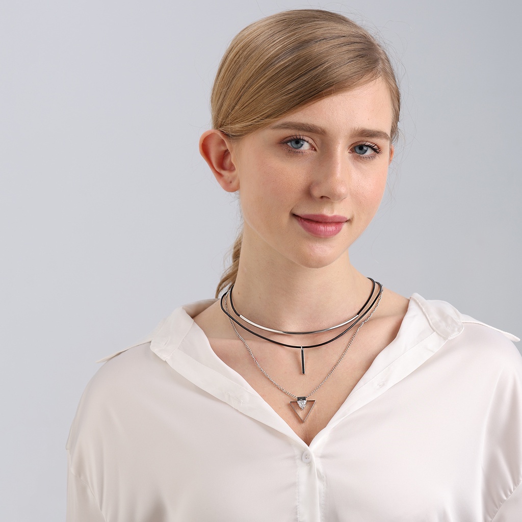 Vòng cổ Da Bò Nhiều Lớp Mặt Tam Giác Đính Đá Zircon Thời Trang Cho Nữ