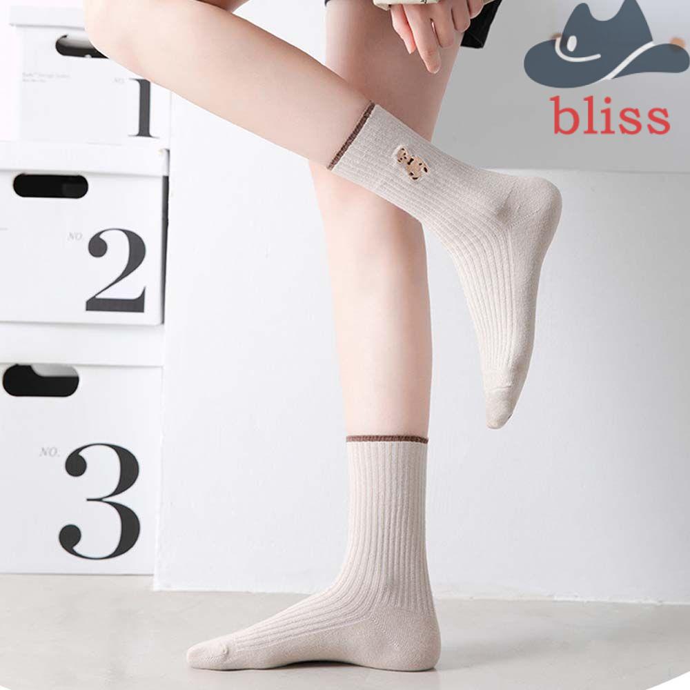 Vớ Màu Trơn Thêu Hình Gấu Dễ Thương Cho Nữ