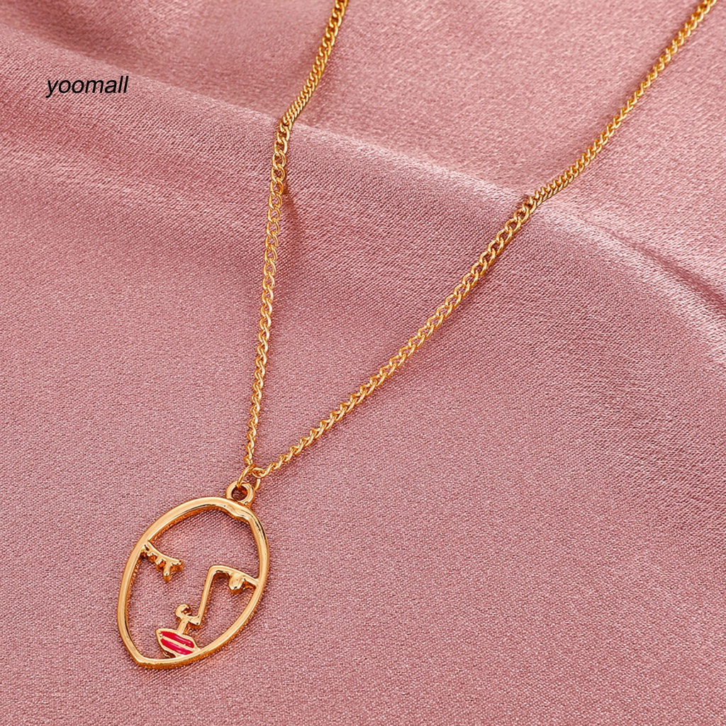 Vòng cổ Mặt Hình Khuôn Mặt Trừu Tượng Năm Mới