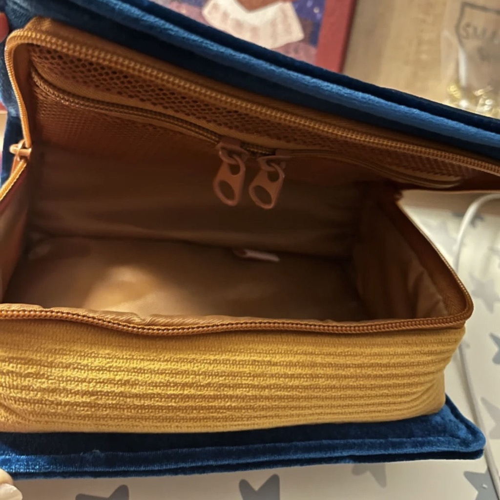 Túi Đựng Bút Chì / Đồ Trang Điểm Sức Chứa Lớn Phong Cách Mới 2023