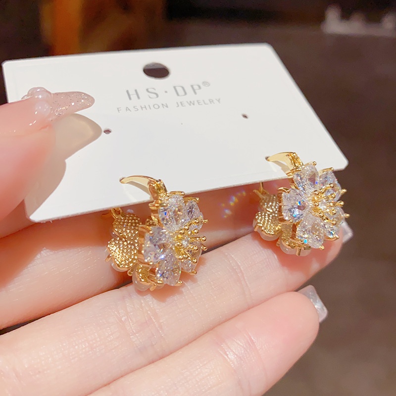 Khuyên Tai Hình Hoa Hai Mặt Đính Đá Zircon Phong Cách Hàn Quốc Ngọt Ngào