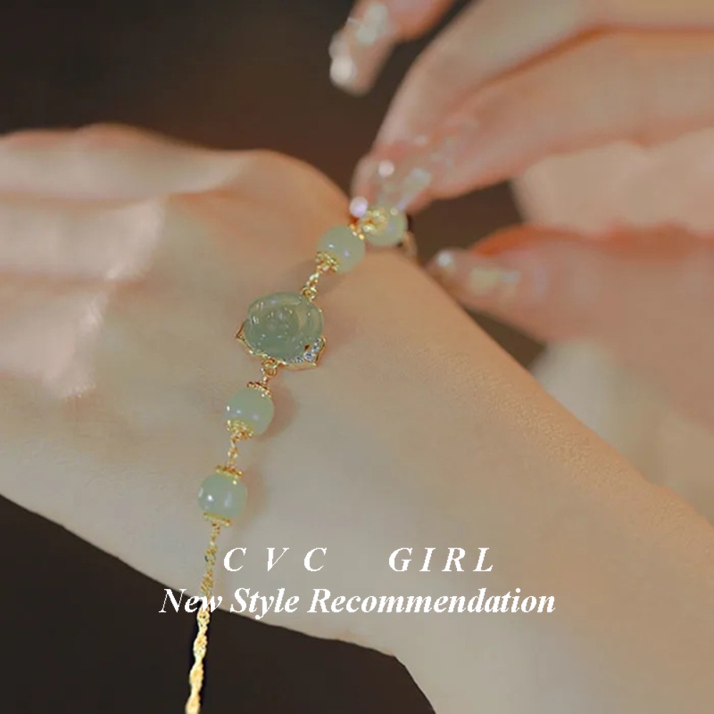 Vòng Tay Ngọc Bích Hetian Dễ Phối Đồ Thời Trang Cho Nữ