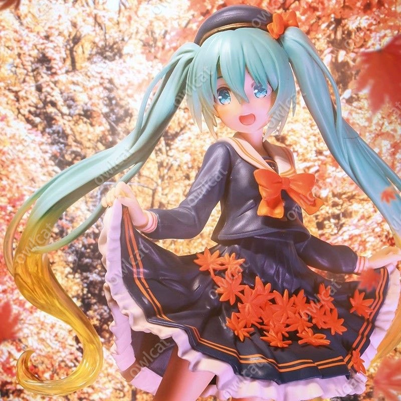 Mô Hình Nhân Vật VOCALOID Miku  18cm Hatsune Miku Virtual Idol Maple Leaf Season Series Fall PVC Figure TAiTO Piapro Packed in Box Model